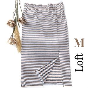 New Loft White Blue Tan Front Offset Slit Skirt Sz Medium